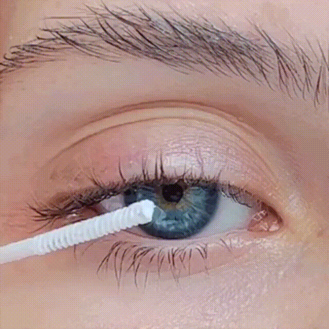 What to Do When Your Lash Glue Won’t Stick? Complete Guide from Application Tips to Ingredient Insights